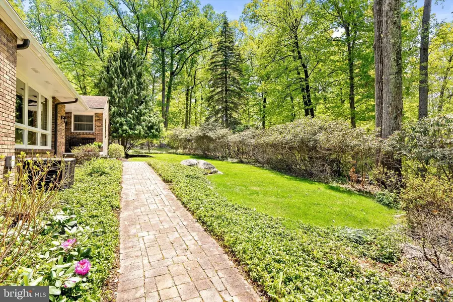 98 Snydertown Rd, Hopewell, NJ 08525 - #2