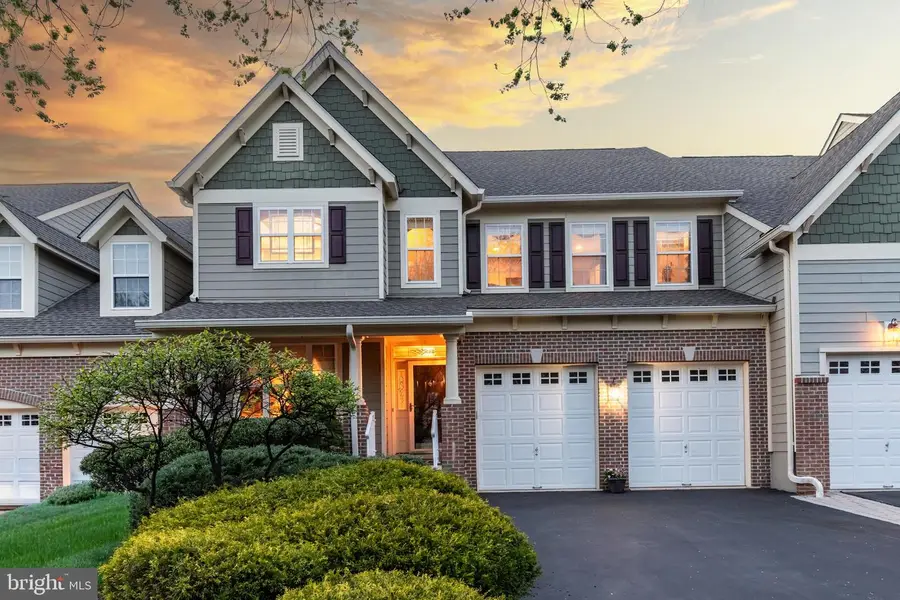 301 Holcombe Way, Lambertville, NJ 08530 - #2