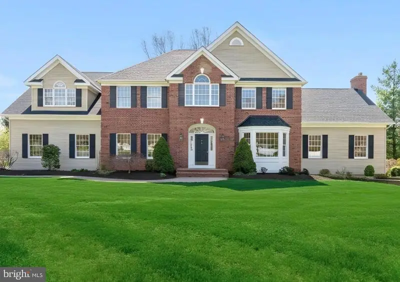 36 Grove Farm Rd, Pittstown, NJ 08867 - #1