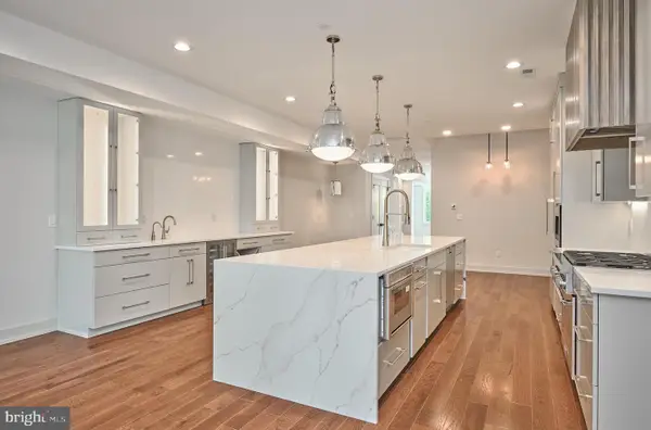 37 Ferry St, LAMBERTVILLE, NJ 08530