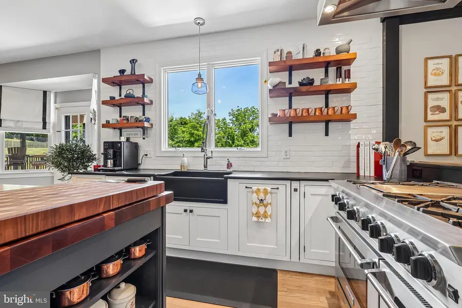 18 Steepleview Ct, Lambertville, NJ 08530 - #3