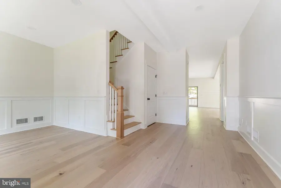 8 Church Street, Stockton, NJ 08559 - #2