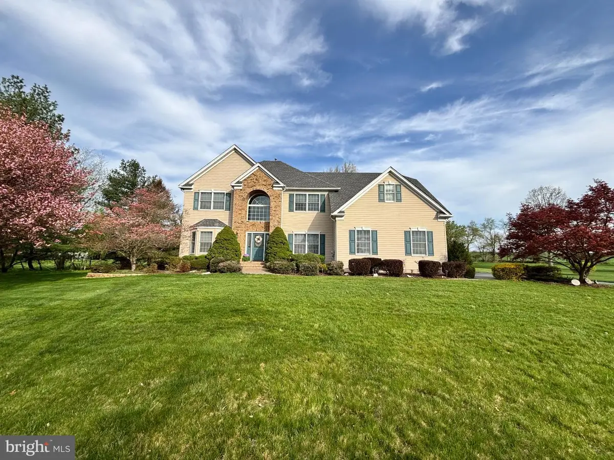 3 Danberry Drive, Ringoes, NJ 08551 - #1