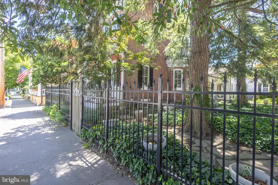 35 Perry St, Lambertville, NJ 08530 - #2