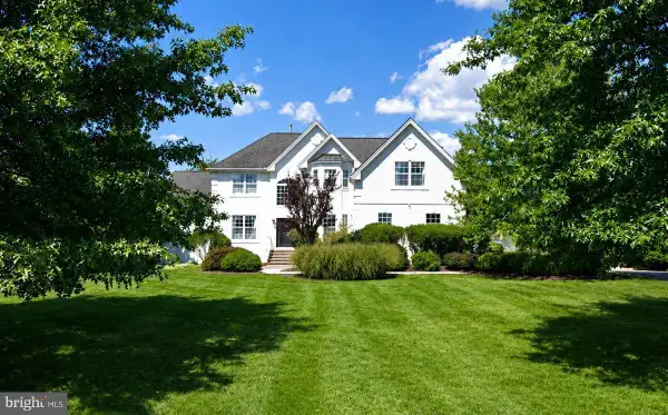 37 Terrell Rd, LAMBERTVILLE, NJ 08530