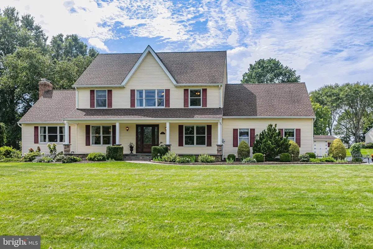9 Summershade Ln, Ringoes, NJ 08551 - #1
