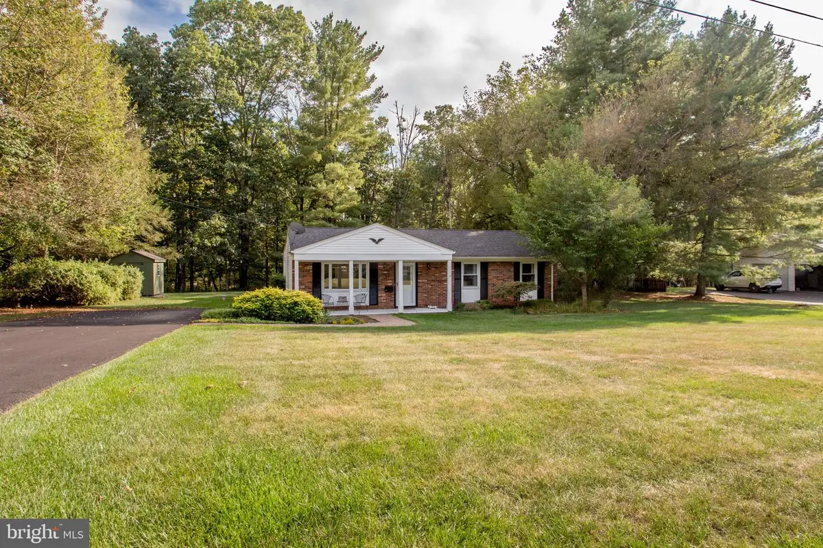 5 Deer Path, Milford, NJ 08848 - #1
