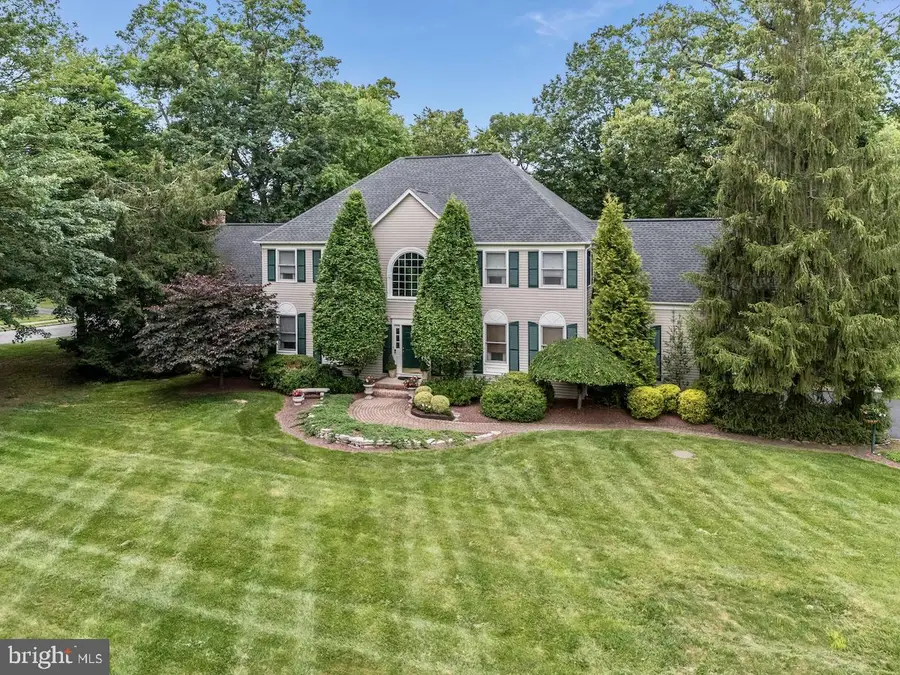1 Maxwell Ct, Flemington, NJ 08822 - #2