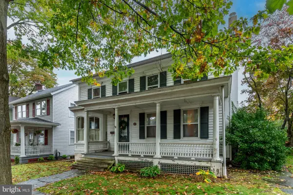 31 Fourth St, FRENCHTOWN, NJ 08825