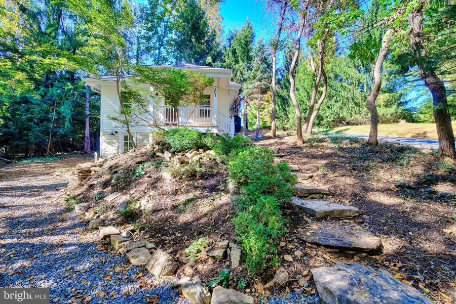 201 Ellis Rd, Milford, NJ 08848 - #3