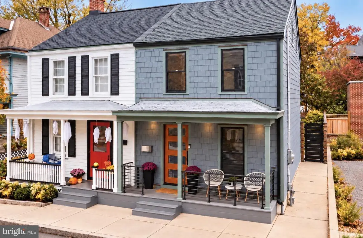 10 Clinton St, Lambertville, NJ 08530 - #1