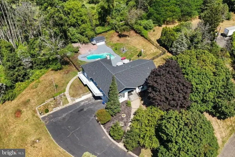 2 Rossi Dr, Clinton, NJ 08809 - #1