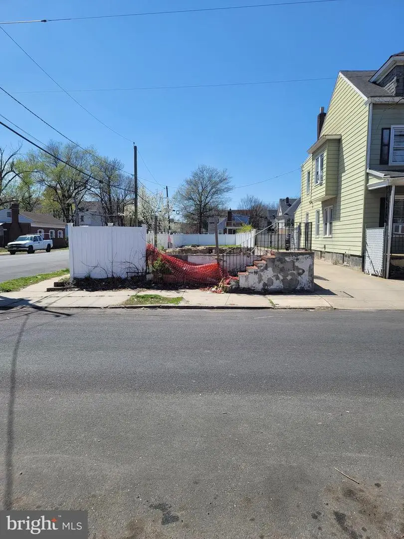 365 Cleveland Ave, Trenton, NJ 08629 - #3