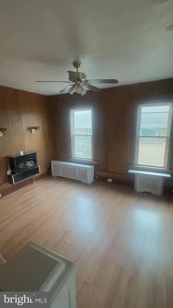 119 Wayne Ave, Trenton, NJ 08618 - Image #3