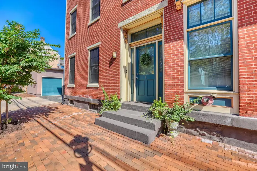 242 Centre St #1, Trenton, NJ 08611 - Image #3