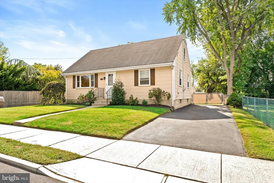81 Third Ave, Hamilton Township, NJ 08619 - Image #2