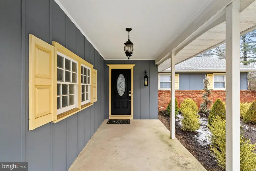 5 Charred Oak La, East Windsor, NJ 08520 - Image #2