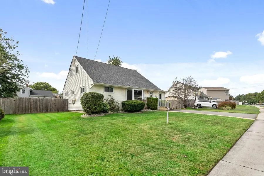 130 Miry Brook Rd, Hamilton Square, NJ 08690 - Image #3