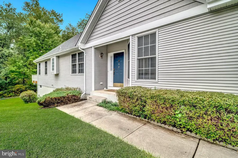 67 Bear Meade Dr, Hamilton Township, NJ 08691 - Image #3