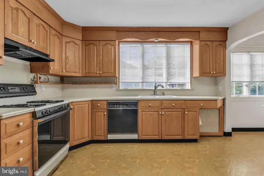 69 Corson Ave, Mercerville, NJ 08619 - Image #2