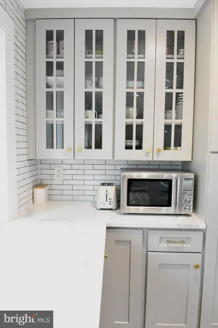 28 Delaware Ave, Ewing Township, NJ 08628 - Image #3