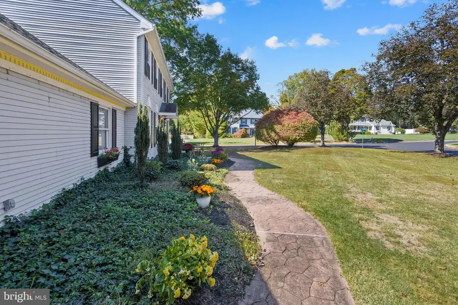 2 Chambers Ct, Robbinsville, NJ 08691 - Image #3