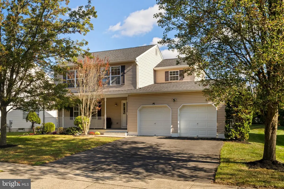 10 Blossom Dr, Ewing Township, NJ 08638 - Image #1