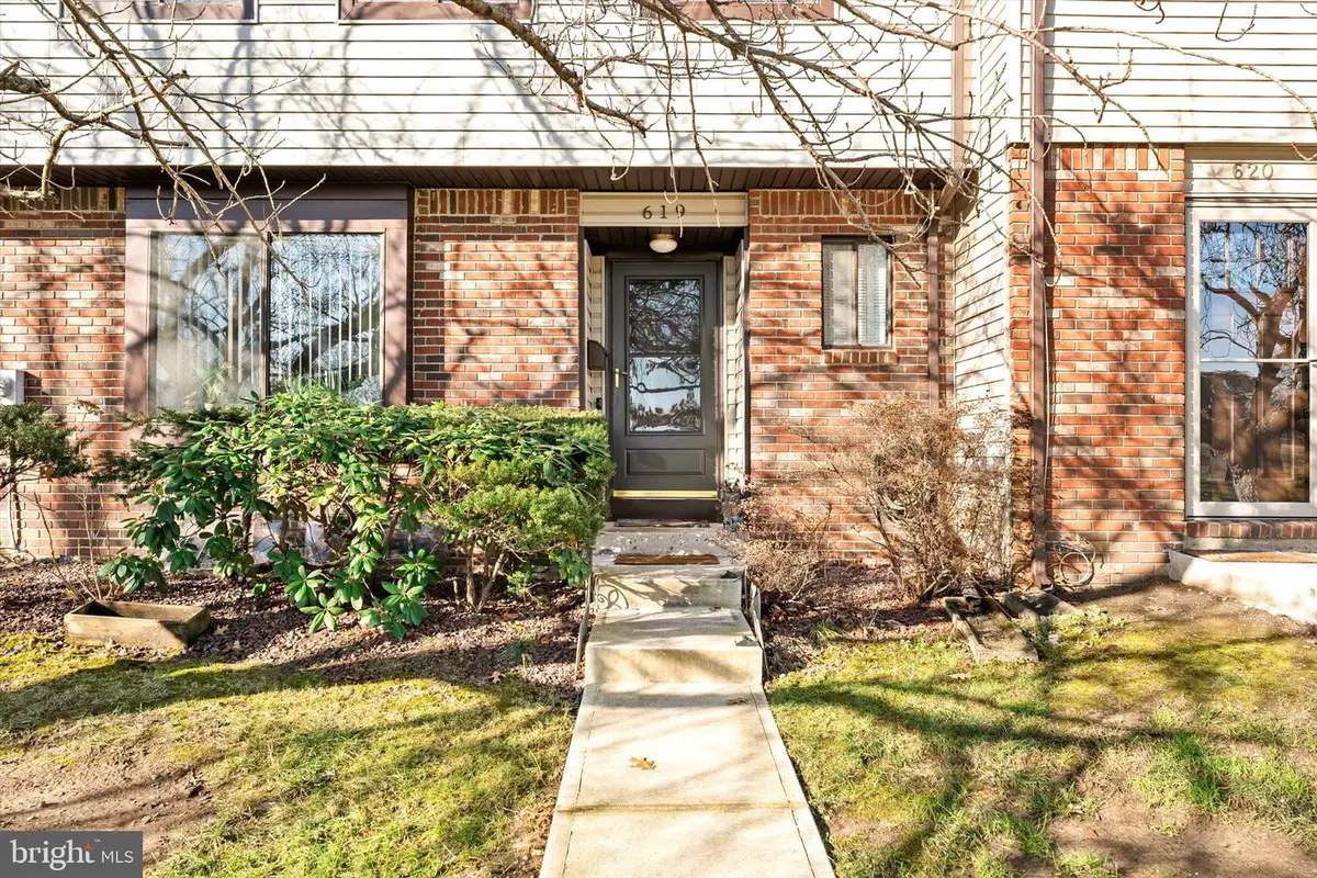 619 Edison Dr, Hightstown, NJ 08520 - Image #1