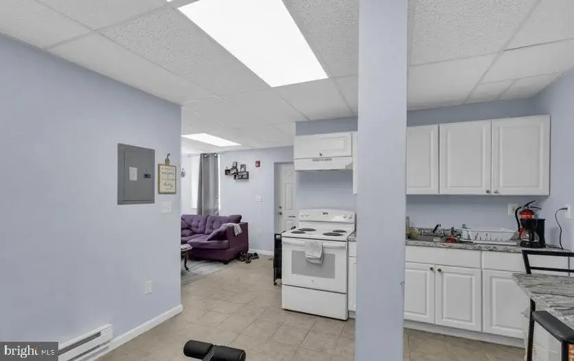 724 Division St, Trenton, NJ 08611 - Image #2