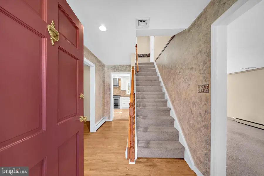 4 Old Forge, Ewing Township, NJ 08618 - Image #3