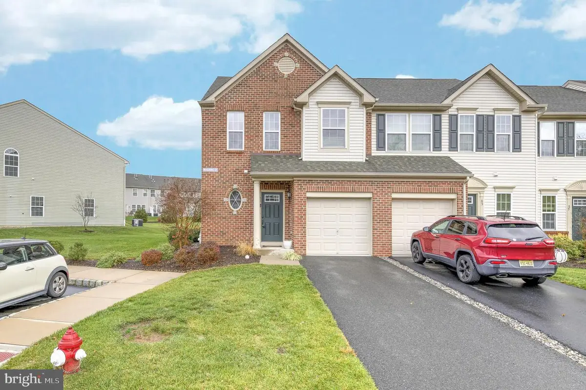 81 Sundance Dr, Hamilton Township, NJ 08619 - Image #1