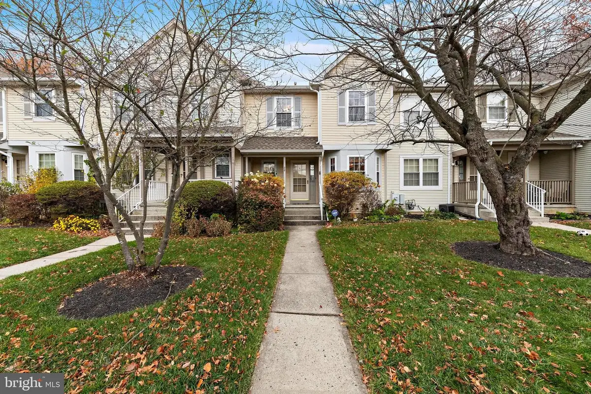 28 Stanwyck Ct, Robbinsville, NJ 08691 - Image #1