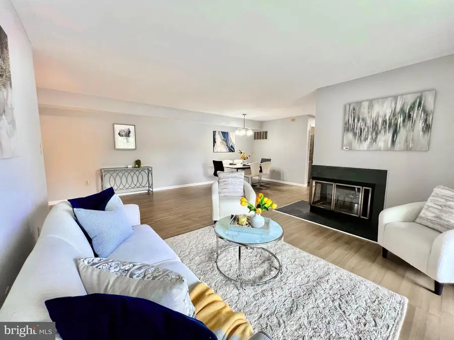 111 Biscayne Ct #4, Princeton, NJ 08540 - Image #2