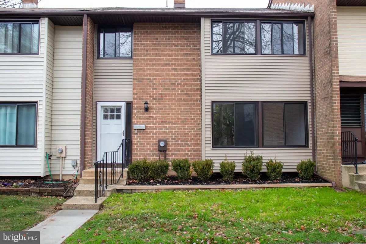 842 Jamestown Rd, East Windsor, NJ 08520 - Image #1