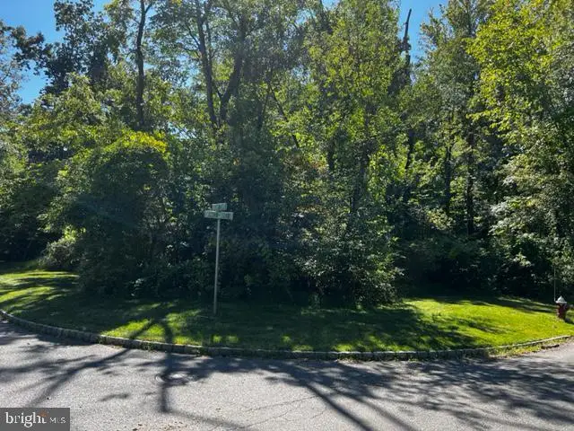 21 Bogart Ct, Princeton, NJ 08540 - Image #1