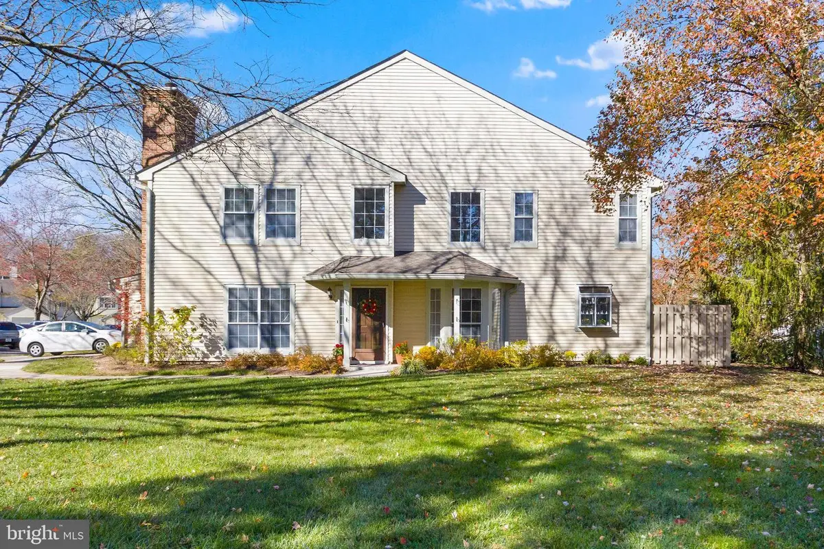 19 Dorset Ct, Princeton, NJ 08540 - Image #1