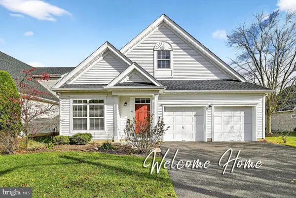 84 Rainflower La, WEST WINDSOR, NJ 08550