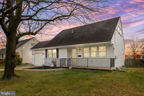 23 Mark Twain Dr, HAMILTON, NJ 08690