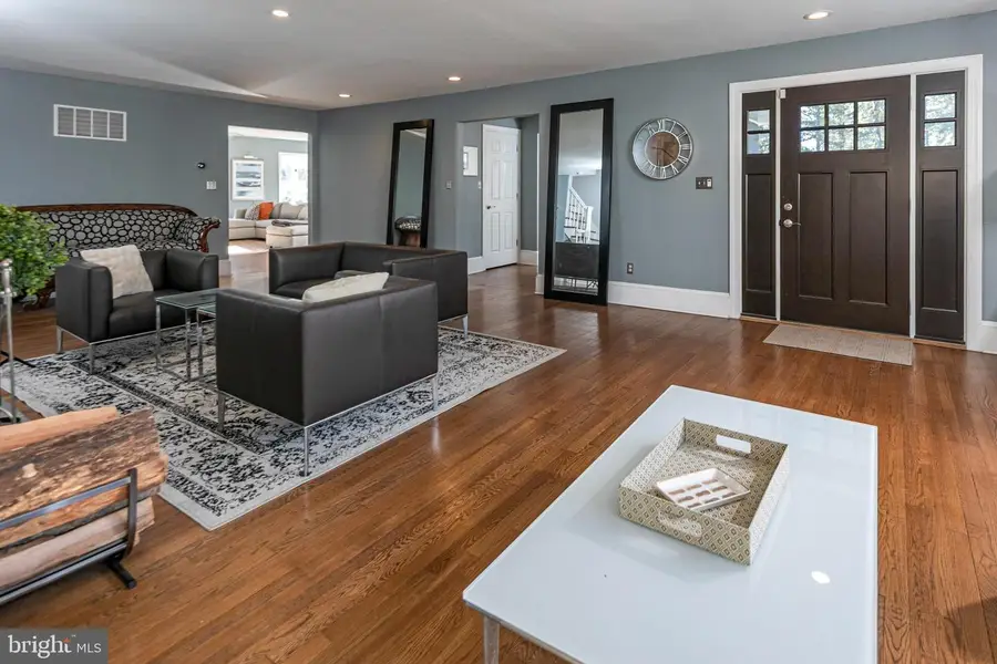 10 Tall Timbers Dr, Princeton, NJ 08540 - Image #2