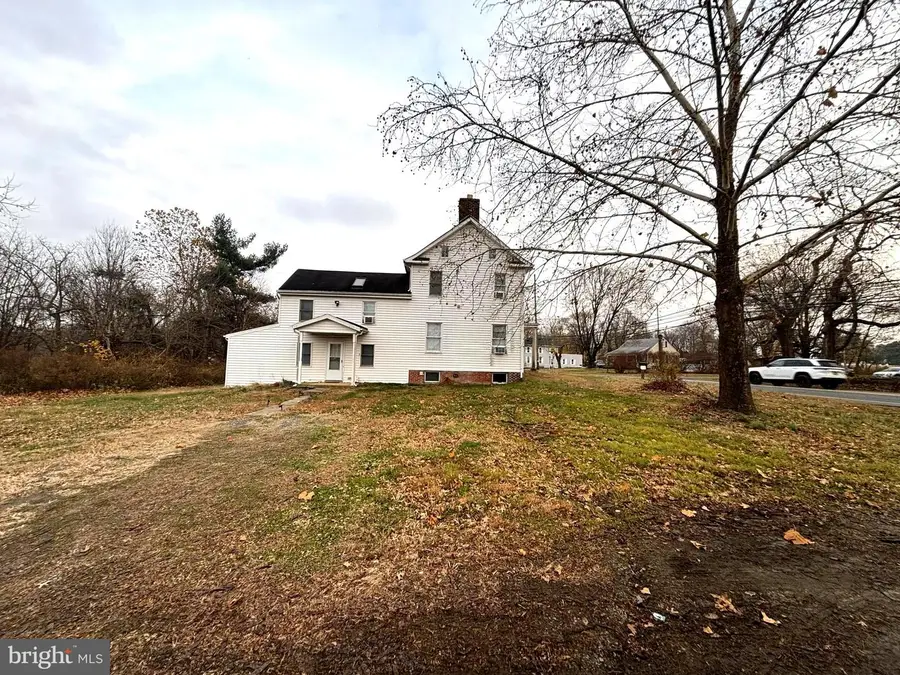 333 Etra Rd, Hightstown, NJ 08520 - Image #2