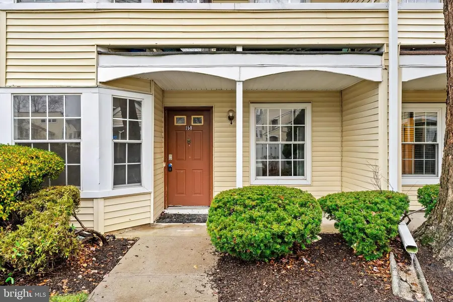 158 Mill Run E, Hightstown, NJ 08520 - Image #2