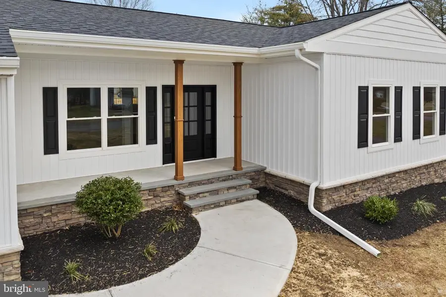 106 Palmer Rd, Pennington, NJ 08534 - Image #2