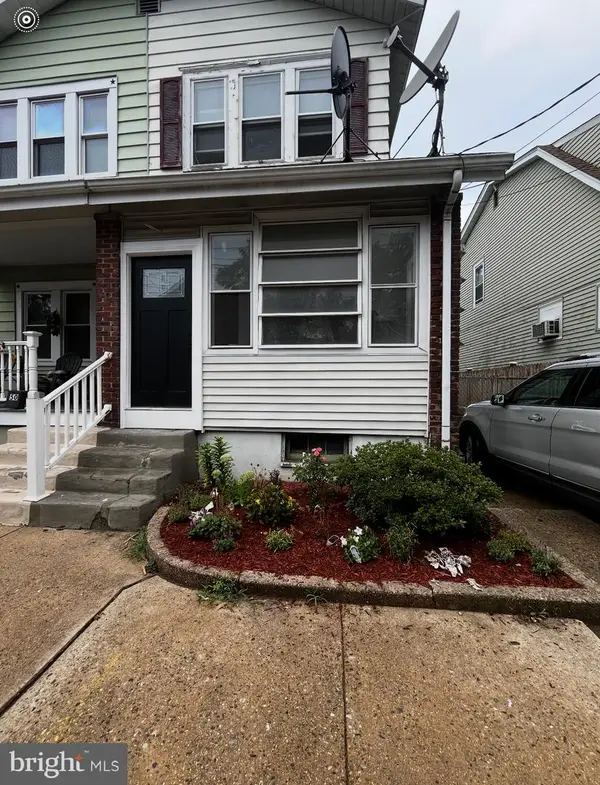 52 Bismarck Ave, TRENTON, NJ 08629