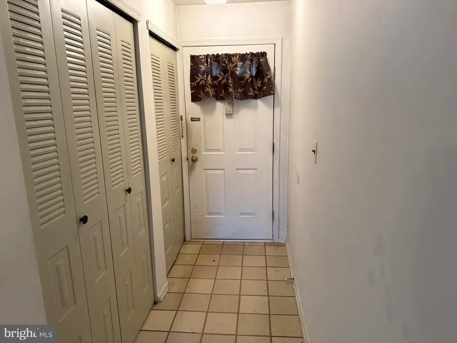 33 Cypress Ct, Lawrenceville, NJ 08648 - Image #3