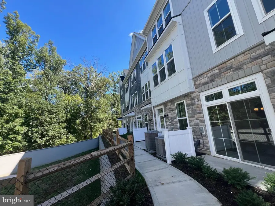 10106 Donatello, Princeton, NJ 08540 - Image #3