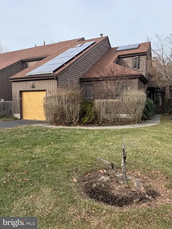 18 Jacob Ct, TRENTON, NJ 08628