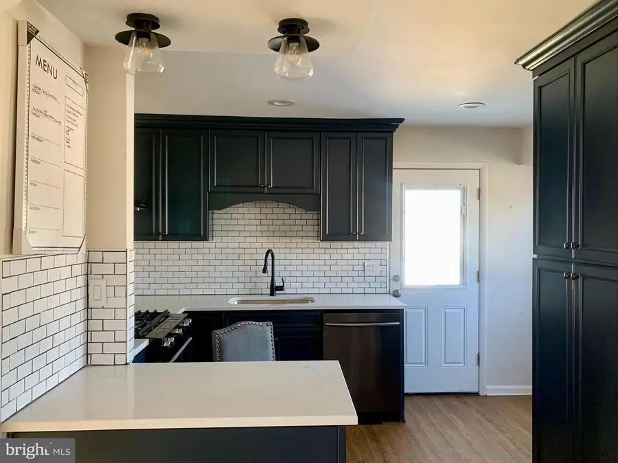 93 Elton Ave, Hamilton, NJ 08620 - #3