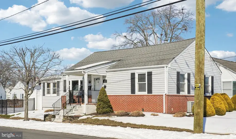 201 Lillian Ave, Hamilton, NJ 08610 - #2