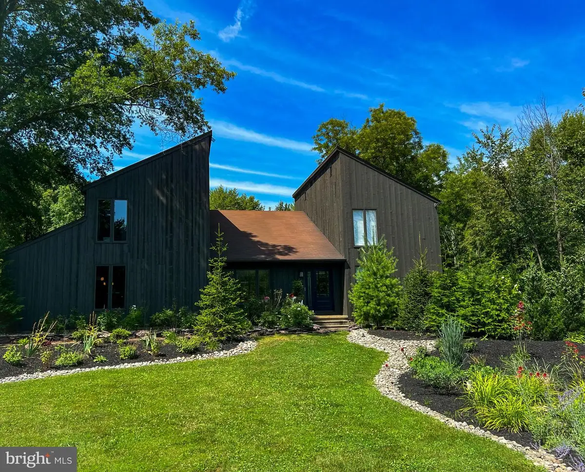 1615 Harbourton Rocktown Rd, Lambertville, NJ 08530 - Image #1