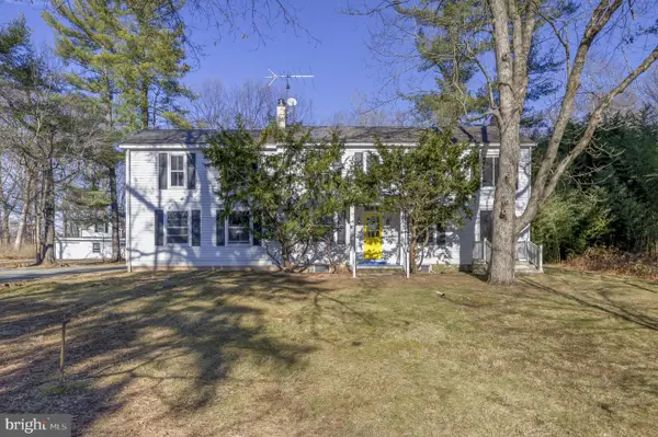 25 Elm Ridge Rd, PENNINGTON, NJ 08534